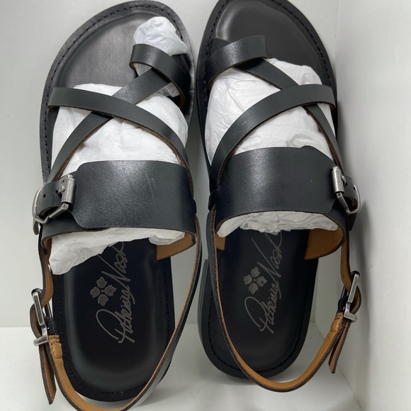 Patricia Nash Black Strappy Sandals - Picture 7 of 9